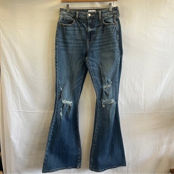 Cello Flare Jeans Juniors Size 7 Distressed Sassy High Rise Destroyed Festival - Picture 1 of 11